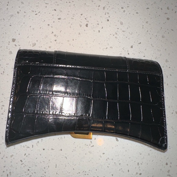 Balenciaga Hourglass Shiny Mock-Croc Black Chain Wallet - Picture 13 of 16